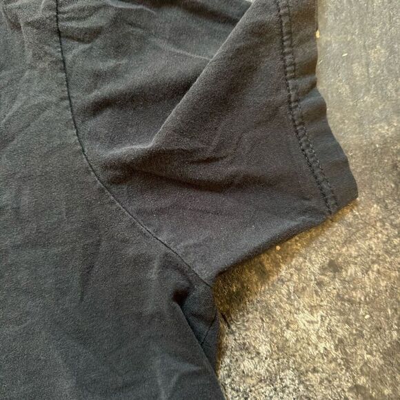 RVCA Men’s Faded Black T-Shirt Camo Graphic Logo Size Medium Standard Fit - Picture 3 of 13